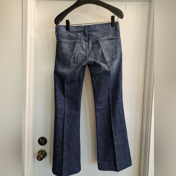 7 for all mankind dojo jeans. Excellent Condition. Size 26x28 - Picture 3 of 6